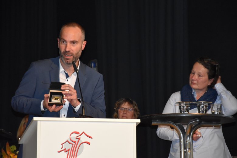 Frühlingsempfang-Frauen