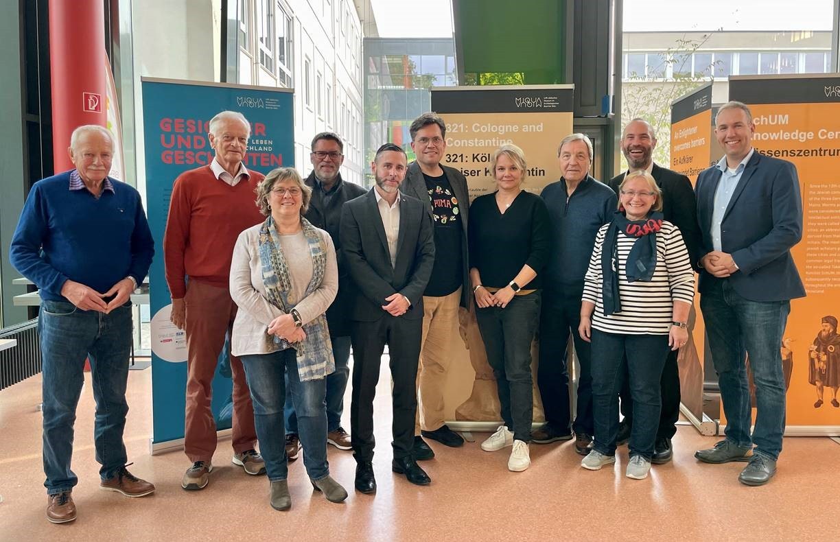 Besuch der Ausstellung Jüdische Kulturwochen Karl-Rehbein-Schule in Hanau