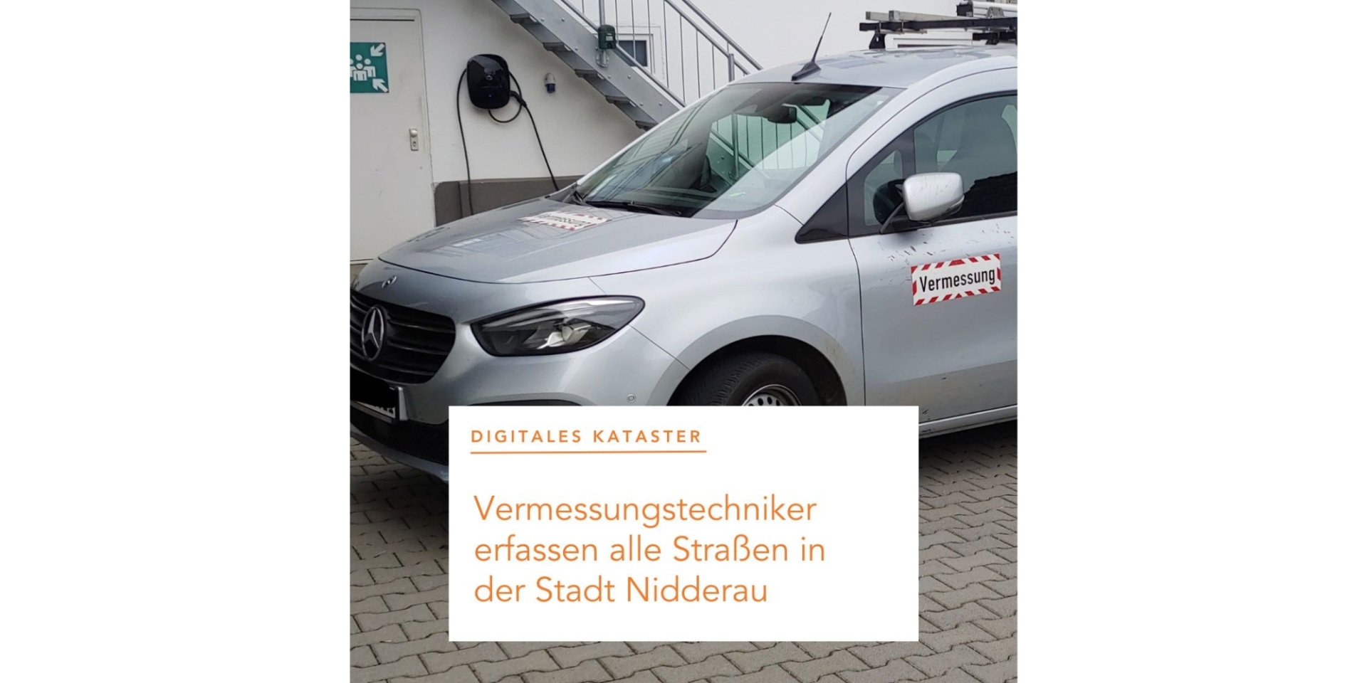 Vermessungsfahrzeug ausgestattet mit Kameras