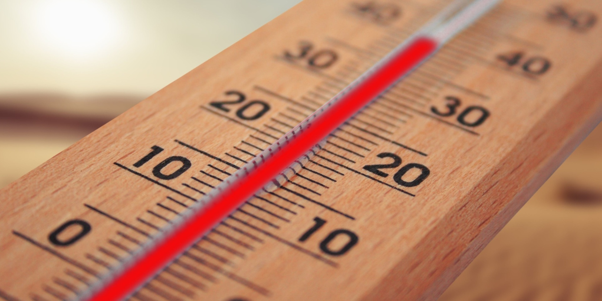 Holzthermometer mit einer hohen angezeigten Temperatur