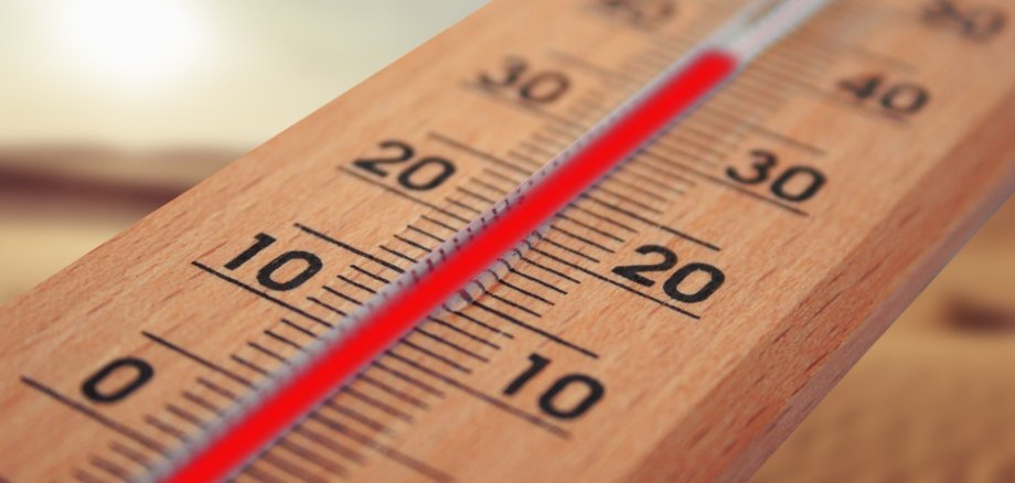 Holzthermometer mit einer hohen angezeigten Temperatur