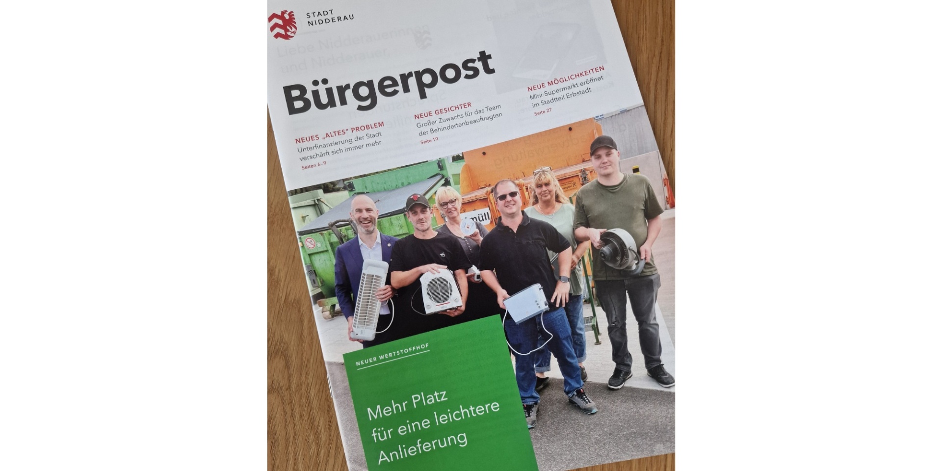 Stadtmagazin mit 6 Personen auf der Titelseite.