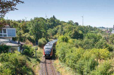 Einfahrender Zug in Nidderau