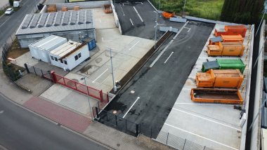 Wertstoffsammelstelle - Drohnenaufnahme