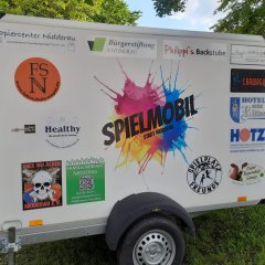 10) Seit Mai 2024 „fahren“ wir auf dem Spielmobil „mit“ 10) Seit Mai 2024 „fahren“ wir auf dem Spielmobil „mit“